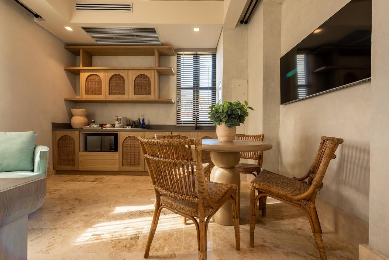 Cinco Boutique Hotel